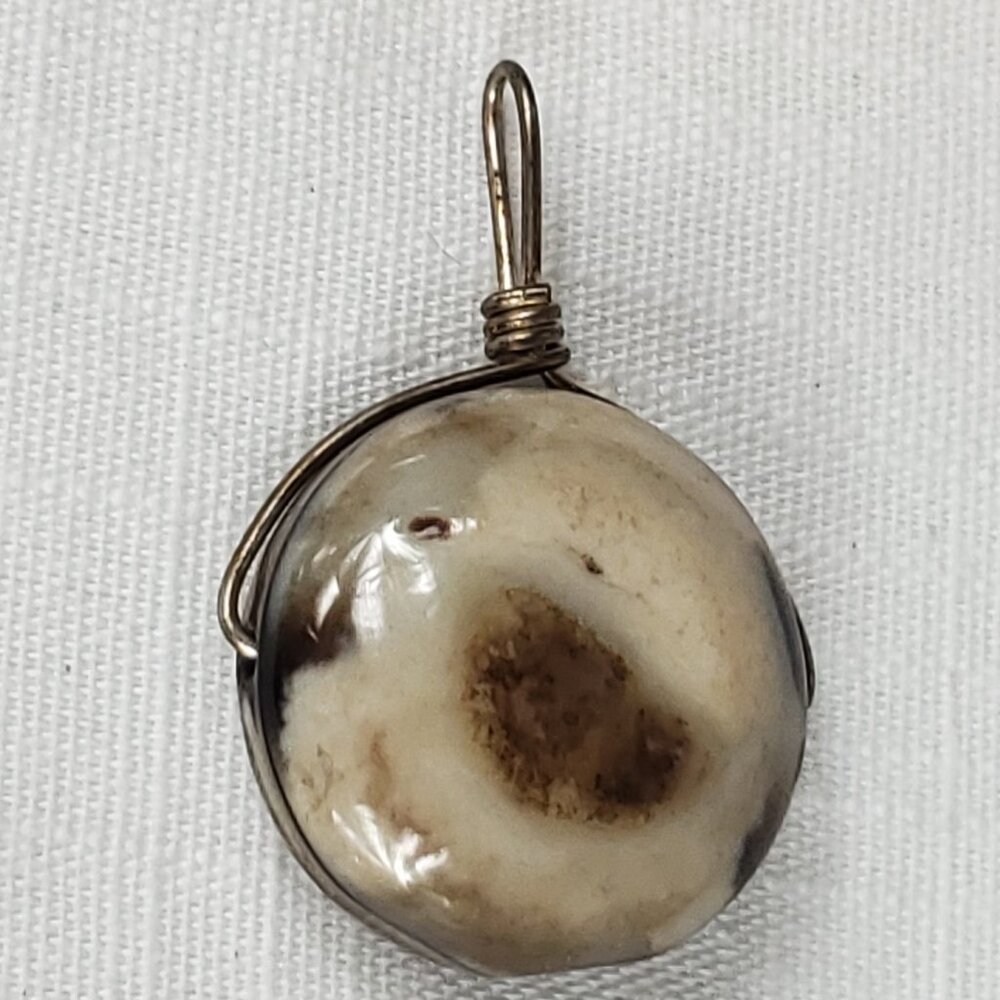 Beautiful Large Stone Wire Hung Pendant Browns Tans Creams
